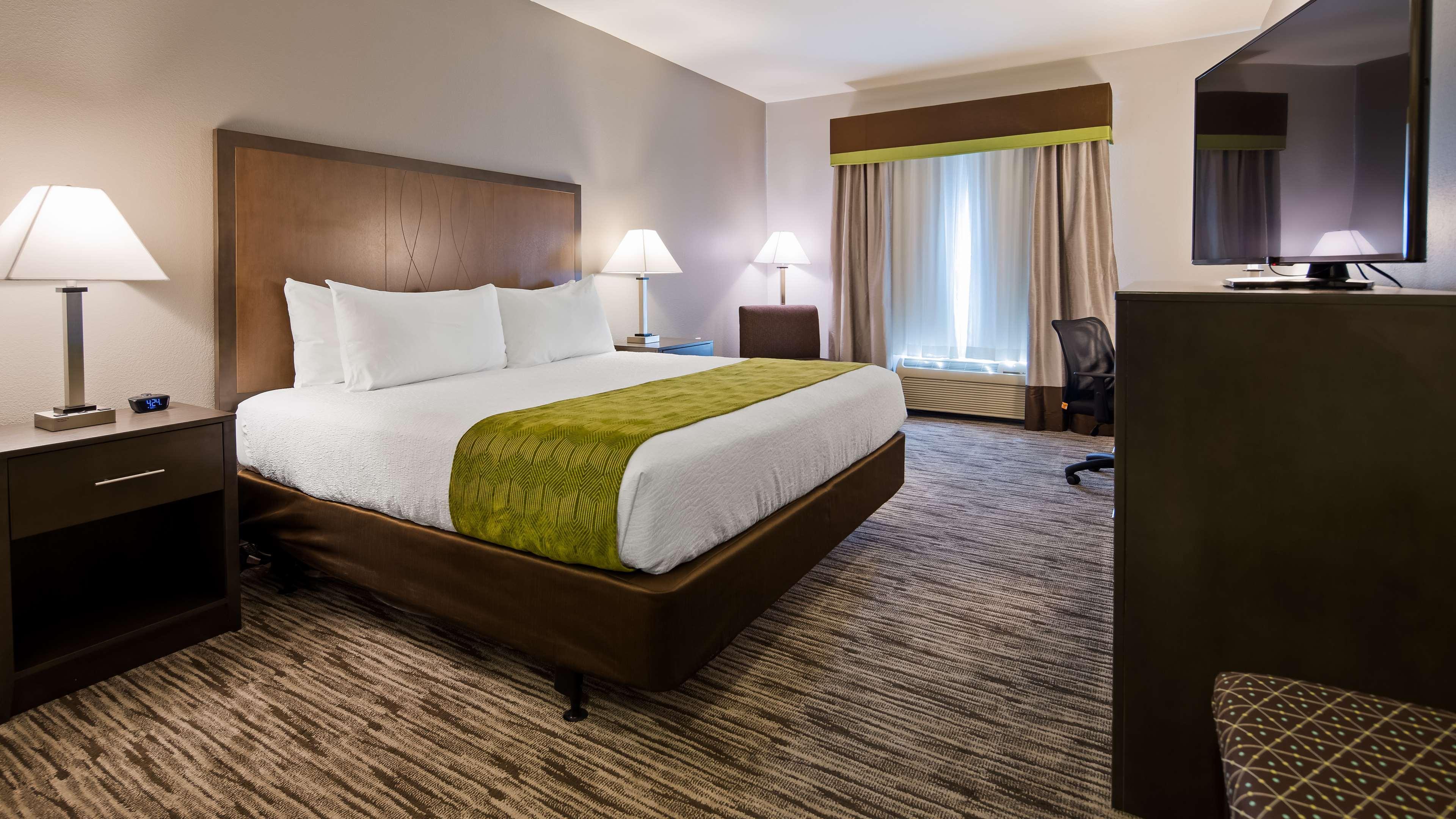 Best Western Plus Liberal Hotel & Suites Εξωτερικό φωτογραφία