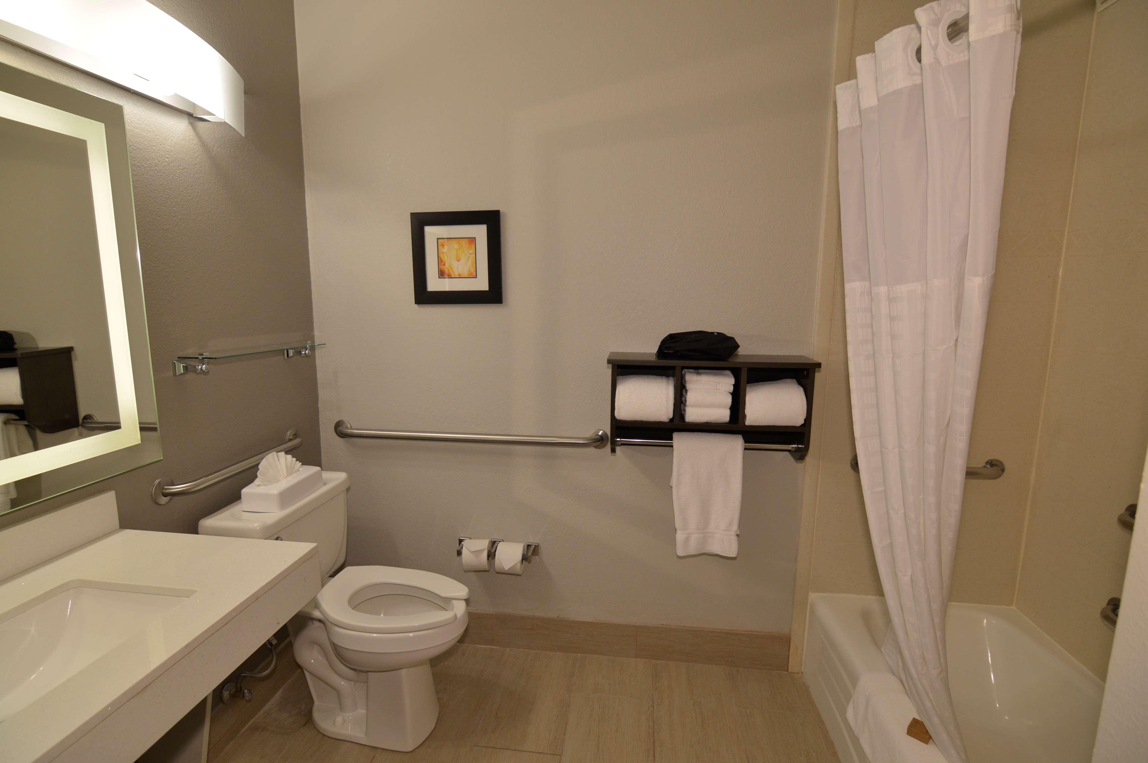 Best Western Plus Liberal Hotel & Suites Εξωτερικό φωτογραφία