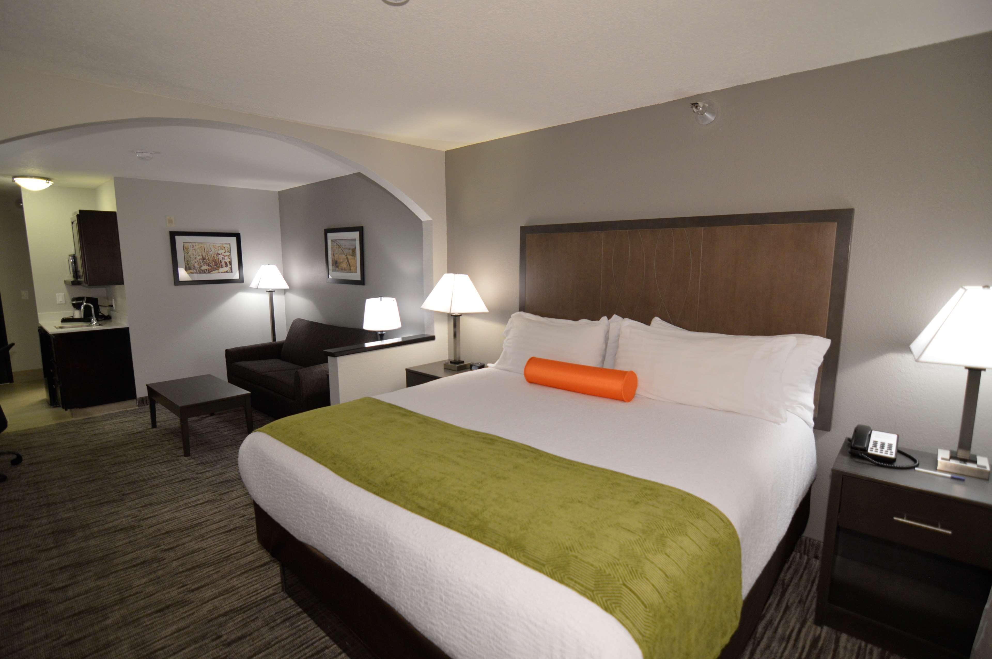 Best Western Plus Liberal Hotel & Suites Εξωτερικό φωτογραφία