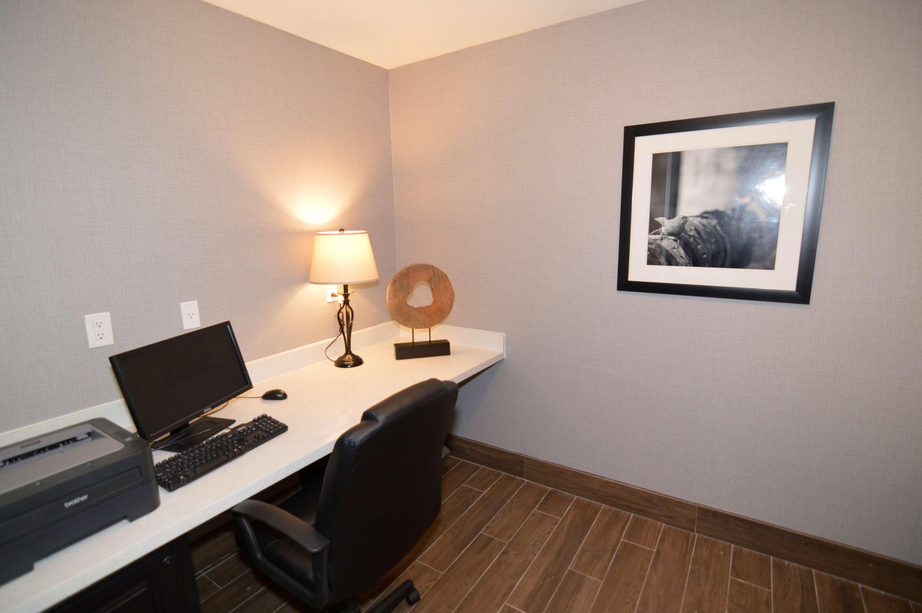 Best Western Plus Liberal Hotel & Suites Εξωτερικό φωτογραφία